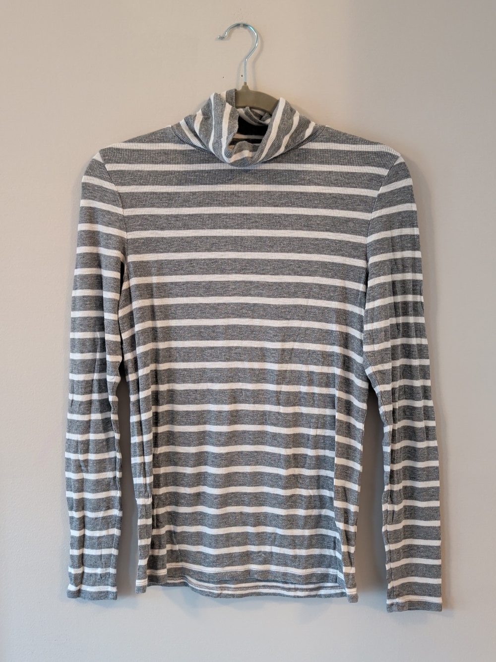 aerie Medium Gray and White Striped Turtleneck Sweater